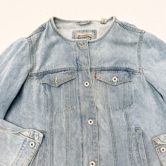 Levi's Light Wash Denim Jeans Zipper Button Down Jacket Size 1X - Picture 8 of 8